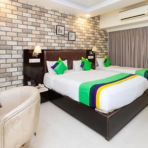 Treebo Laaiba Residency